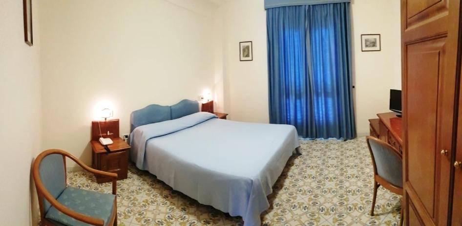 Hotel Mega Mare Vico Equense Exteriér fotografie