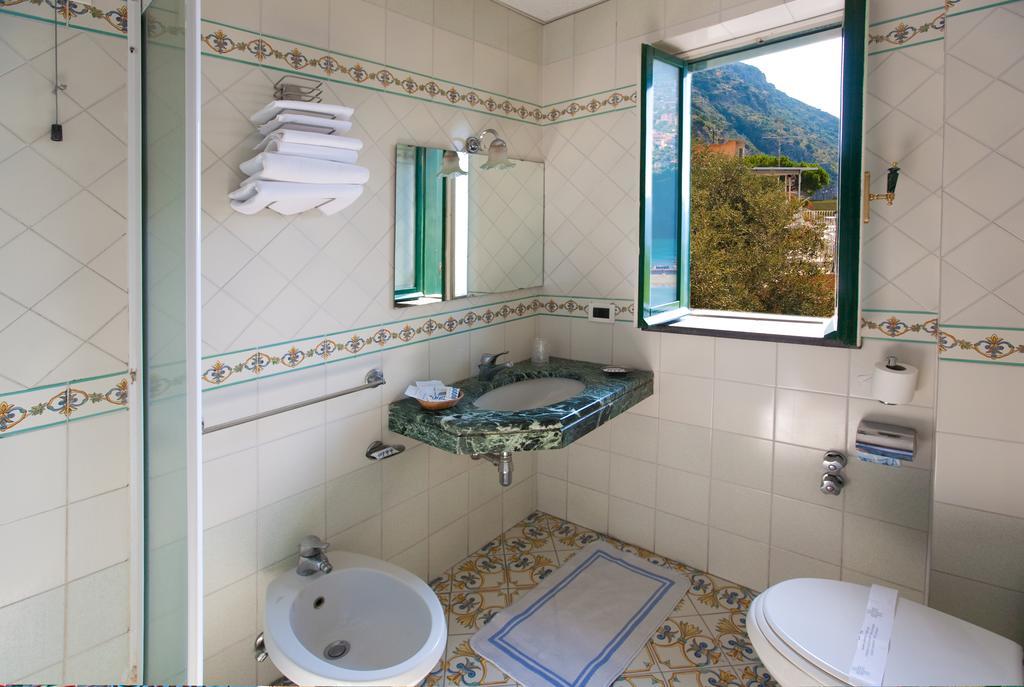 Hotel Mega Mare Vico Equense Exteriér fotografie